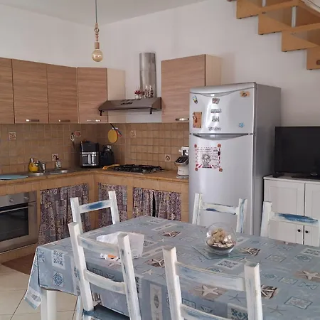La Casa Di Molly - Mare, Piscina E Parcheggio Gratuito Lendinuso