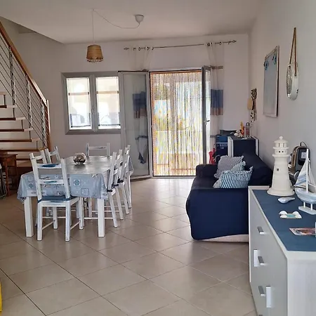 La Casa Di Molly - Mare, Piscina E Parcheggio Gratuito